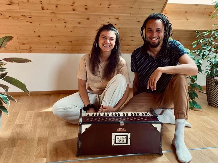 KIRTAN mit Hannah & Xavier