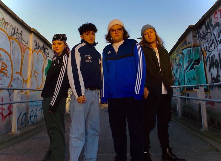 Tiroler Dialekt-Rock: KOA TOUR 2026 – „Von Flammen ins Licht“